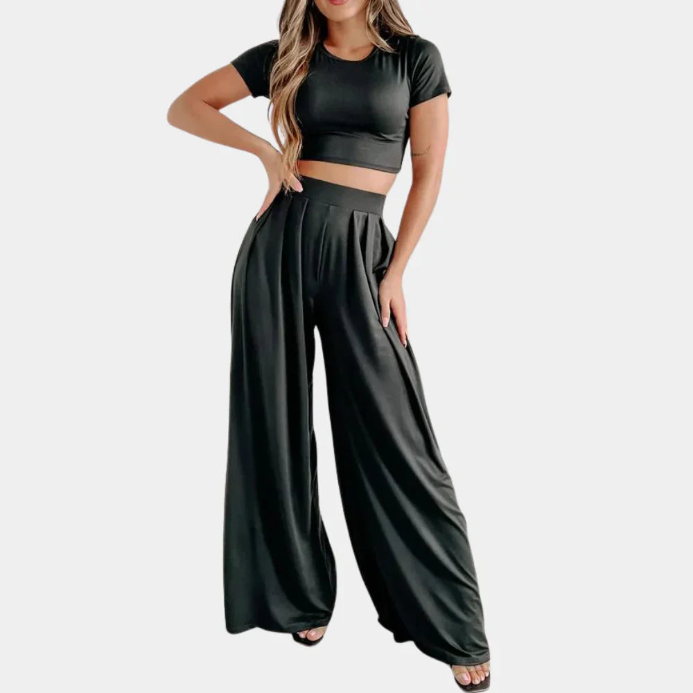 Women's Two-Piece Set - Cropped Short-Sleeved Top & High-Waisted Wide Pants - Elegant Look