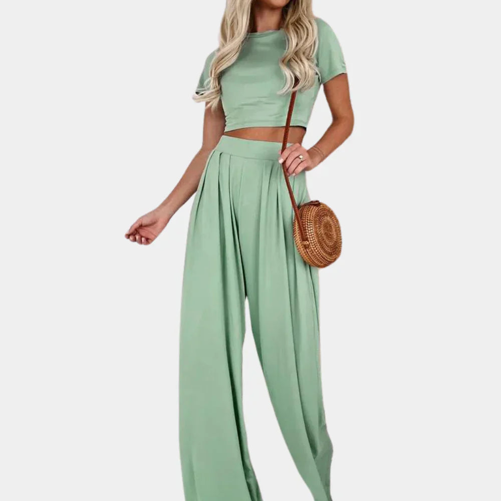 Women's Two-Piece Set - Cropped Short-Sleeved Top & High-Waisted Wide Pants - Elegant Look
