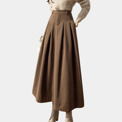Women's Maxi Skirt - High Waist - Pleated Design - Elegant and Versatile