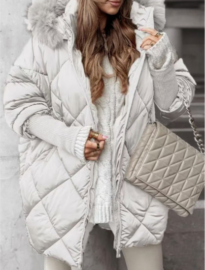 Women’s Puffer Coat - Synthetic - Quilted Diamond Pattern - Faux Fur Trim Hood