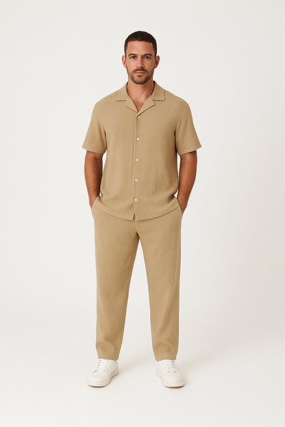 Men's Set with Shirt and Pants – Relaxed Fit – Short-Sleeved – Breathable Design