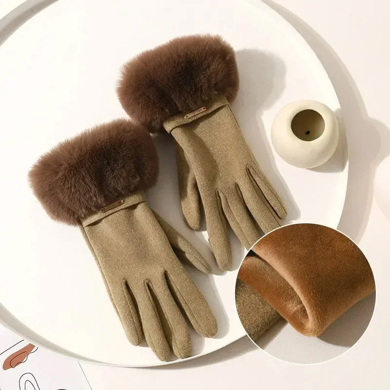 Isla Fitted Gloves | Plush Cuff Metal Accent Gloves