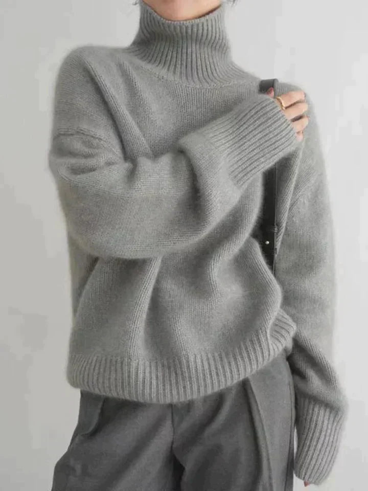Women's Turtleneck Sweater – Oversized Fit – Soft Wool Knit – Ribbed Edges