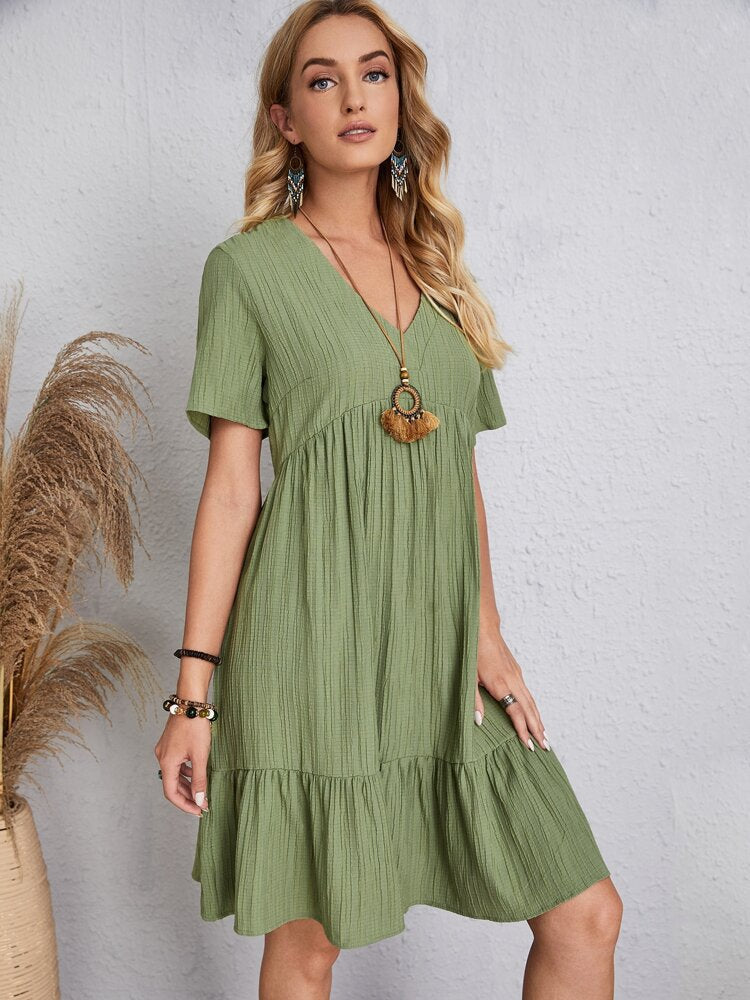 Woman Dress - Loose Fit - V-neck - Short Sleeves - Light and Airy