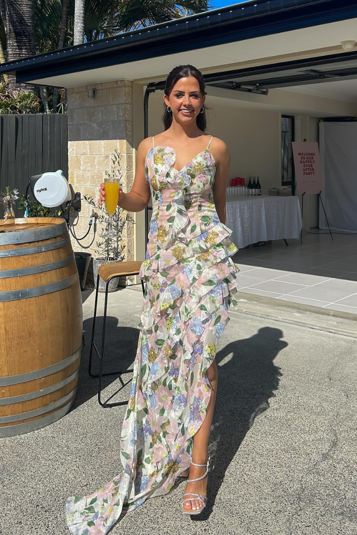 Dress for Women – Maxi Dress – V-Neck – Floral Pattern – Light and Airy Fit