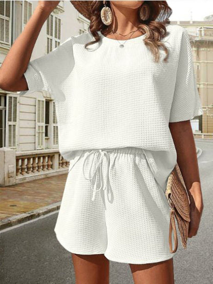 Dame Sæt - Let og Åndbart - Løs Pasform Top & Shorts med Snøre - Casual Look