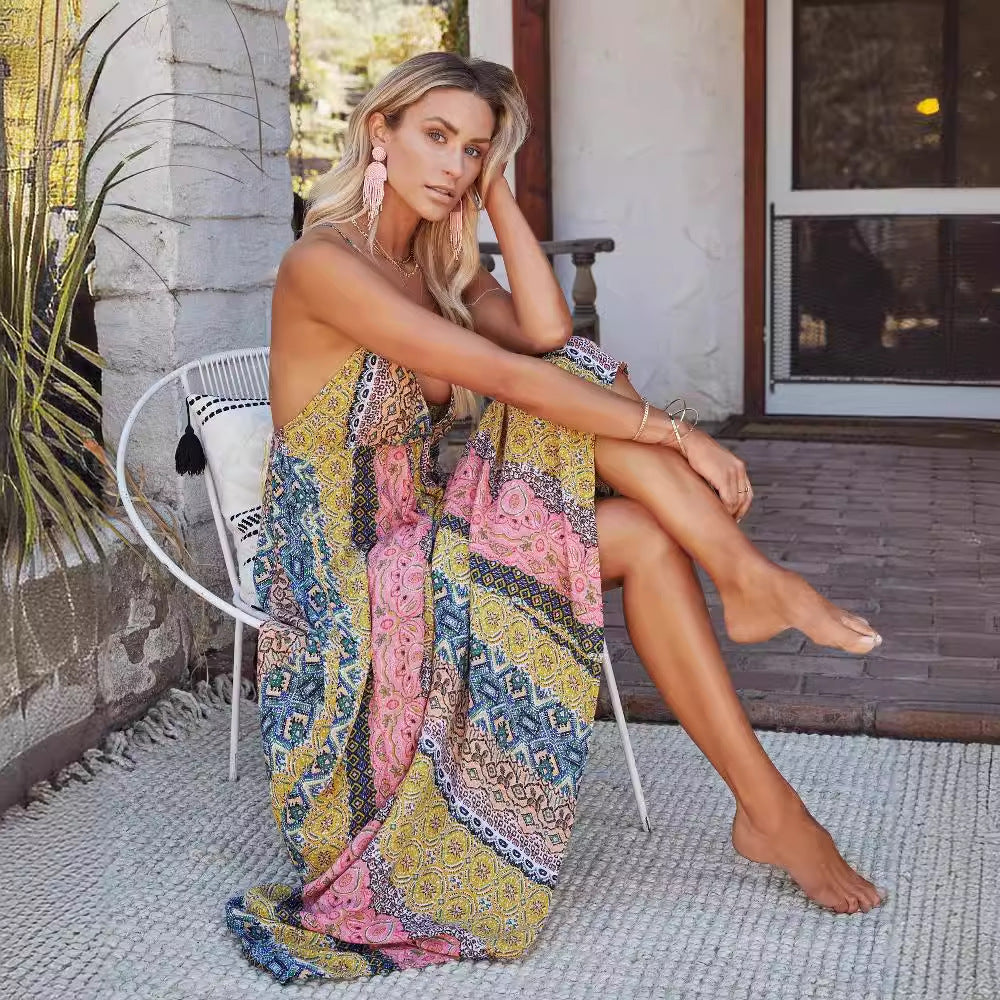 Women's Maxi Dress – Lightweight Woven Fabric – Relaxed Fit – V-Neck – Open Back – Print Design