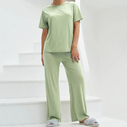 Women's Lounge Set – Short-Sleeved Top – Crop Fit – Wide Pants – Breathable Material