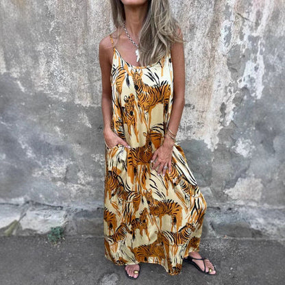 Women's Maxi Dress – Relaxed Fit – Adjustable Straps – Natural Fibers – Pockets