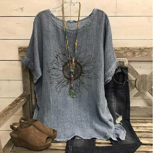 Women's T-shirt – Oversize Fit – Soft Knit – Round Neck – Short Sleeves – Graphic Print