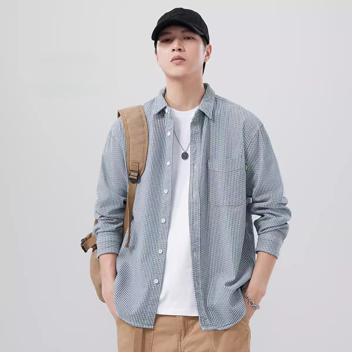 Men's Shirt with Long Sleeves – Loose Fit – Breathable Cotton – Classic Button Closure