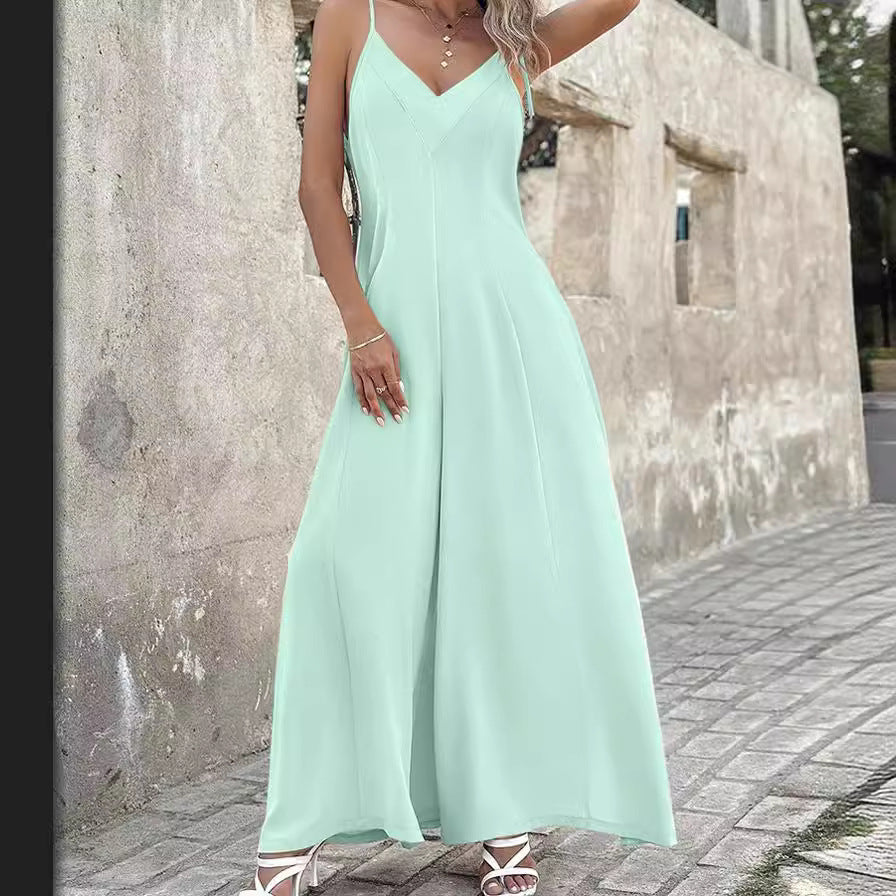 Dame Jumpsuit – V-Hals – Spaghettistropper – Vidde Ben – Afslappet Pasform – Taljemarkering