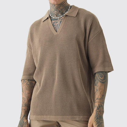 Men's Shirt with Short Sleeves – Relaxed Fit – V-neck with Collar – Soft Knit
