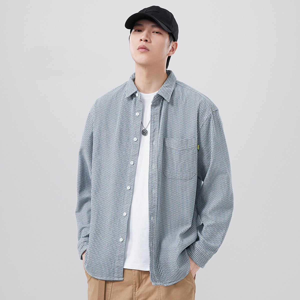 Men's Shirt with Long Sleeves – Loose Fit – Breathable Cotton – Classic Button Closure