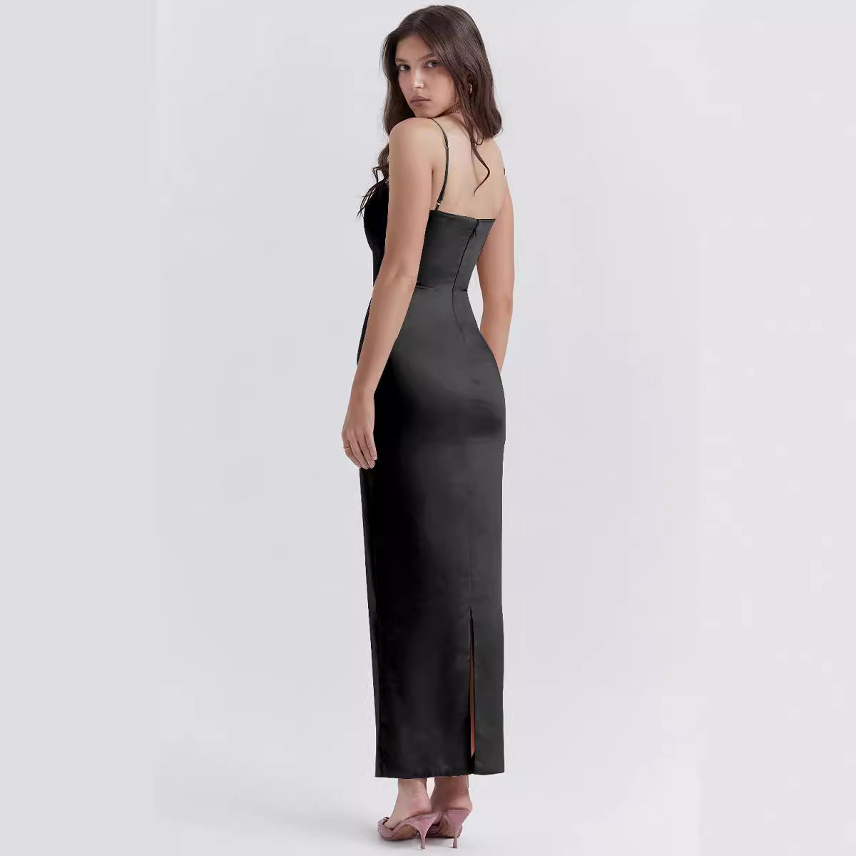 Dress for Women – Maxi Dress – Fitted Fit – Sleeveless with Straps – Elegant Satin Look