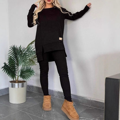 Women's Set – Soft Knit – Oversized Sweater with Slits – Fitted Leggings
