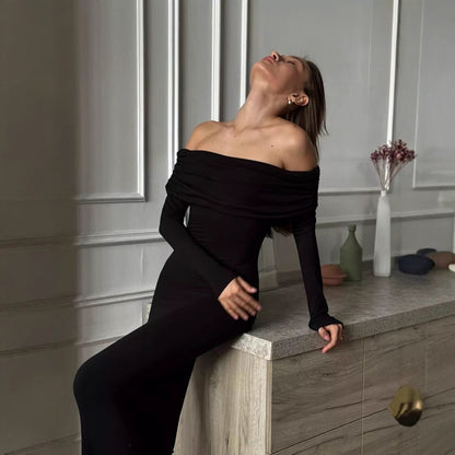 Women's Maxi Dress – Bodycon Fit – Off Shoulder – Long Sleeves – Elegant Party Look