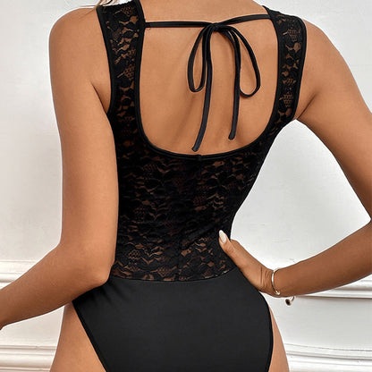 Women's Bodysuit – Slim Fit – Lace with Floral Pattern – Deep V-Neck – Sleeveless