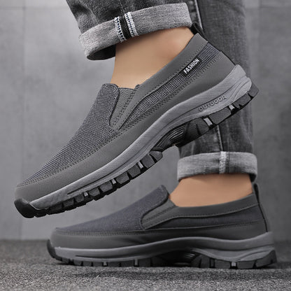 Men's Shoes Slip-on – Breathable Mesh – Comfortable Sole with Extra Grip