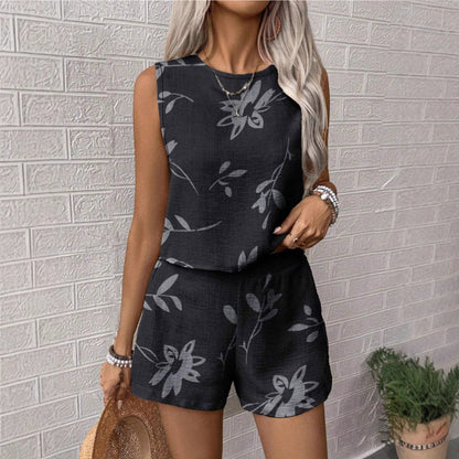 Women's Two-Piece Set – Relaxed Fit – Sleeveless Top and Shorts – Lightweight and Breathable