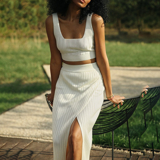 Women's Skirt – Slim Fit – High Waist – Ribbed Texture – Mid-Length with Slit