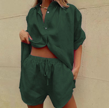 Dame Sæt – Afslappet Skjorte og Højtaljede Shorts – Let og Åndbar Linnedlook