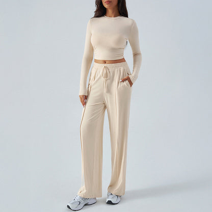 Dame sæt – Slim fit crop top med lange ærmer og højtaljede vide bukser
