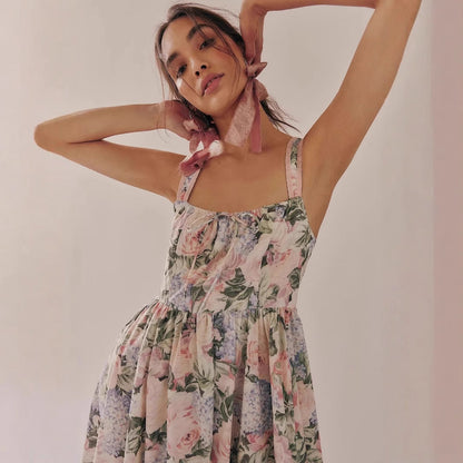 Women's Maxi Dress – Chiffon – Loose A-Line – Pleated – Spaghetti Strap – Floral Print