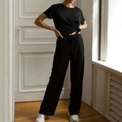 Women's Lounge Set – Short-Sleeved Top – Crop Fit – Wide Pants – Breathable Material