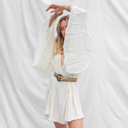 Women's Dress – Loose Fit – V-Neck – 3/4 Sleeves – Belt at Waist – Mini Length