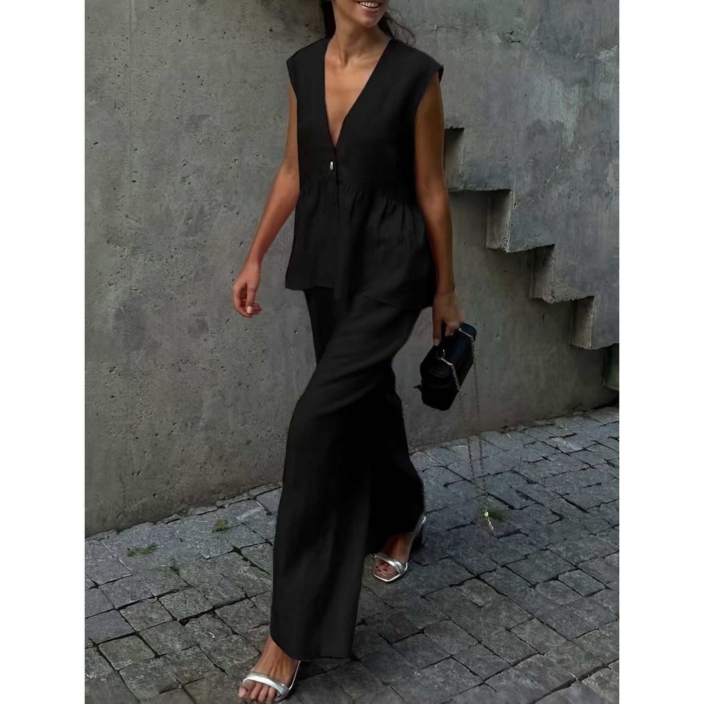 Women's Two-Piece Set – Sleeveless Peplum Top with V-Neckline – Loose Pants in Breathable Material