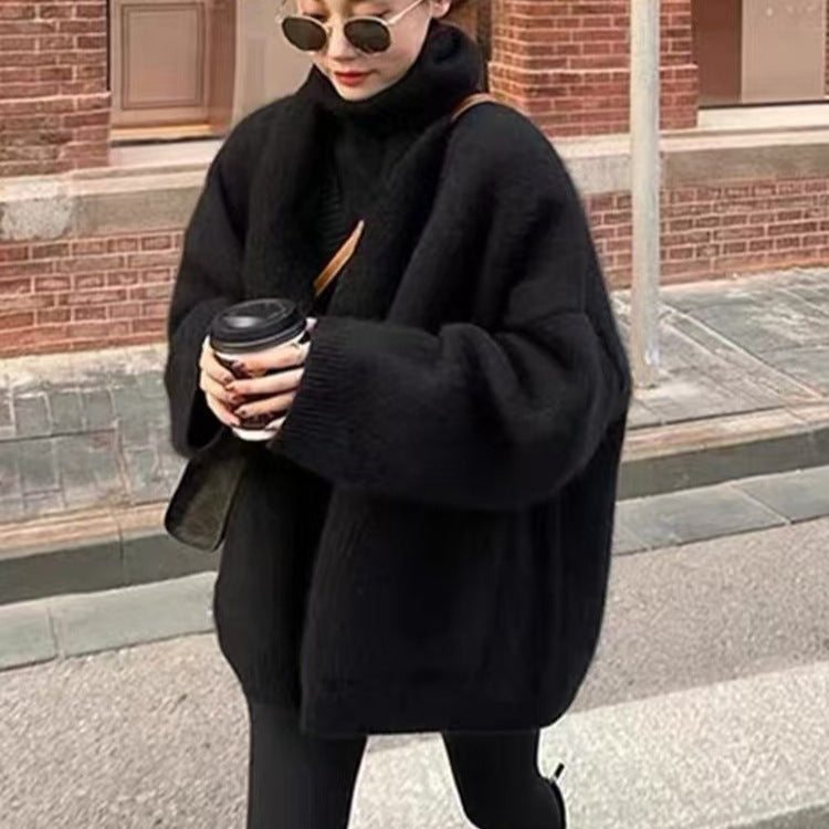 Women's Cardigan – Oversized Fit – Soft Fluffy Texture – Deep V-Neck – With Pockets