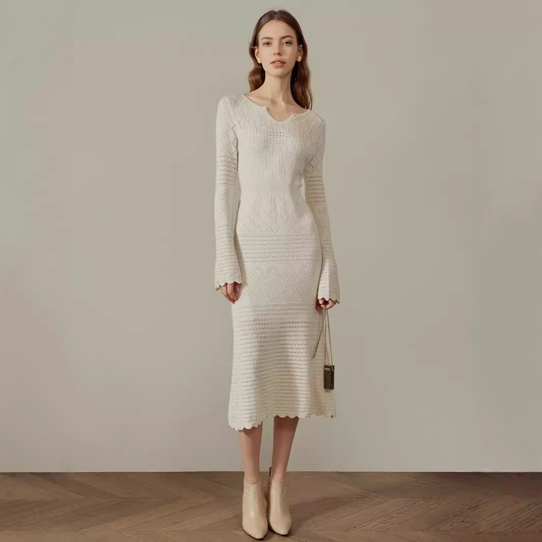 Elegant Knitted Long Sleeve Midi Dress - Modern Chic Style