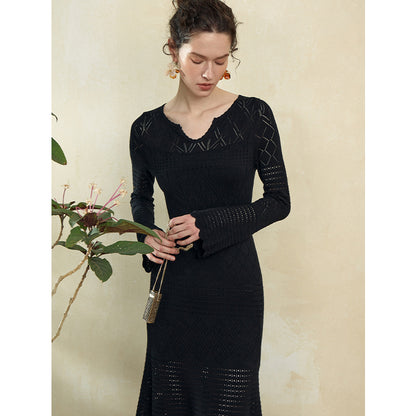 Elegant Knitted Long Sleeve Midi Dress - Modern Chic Style