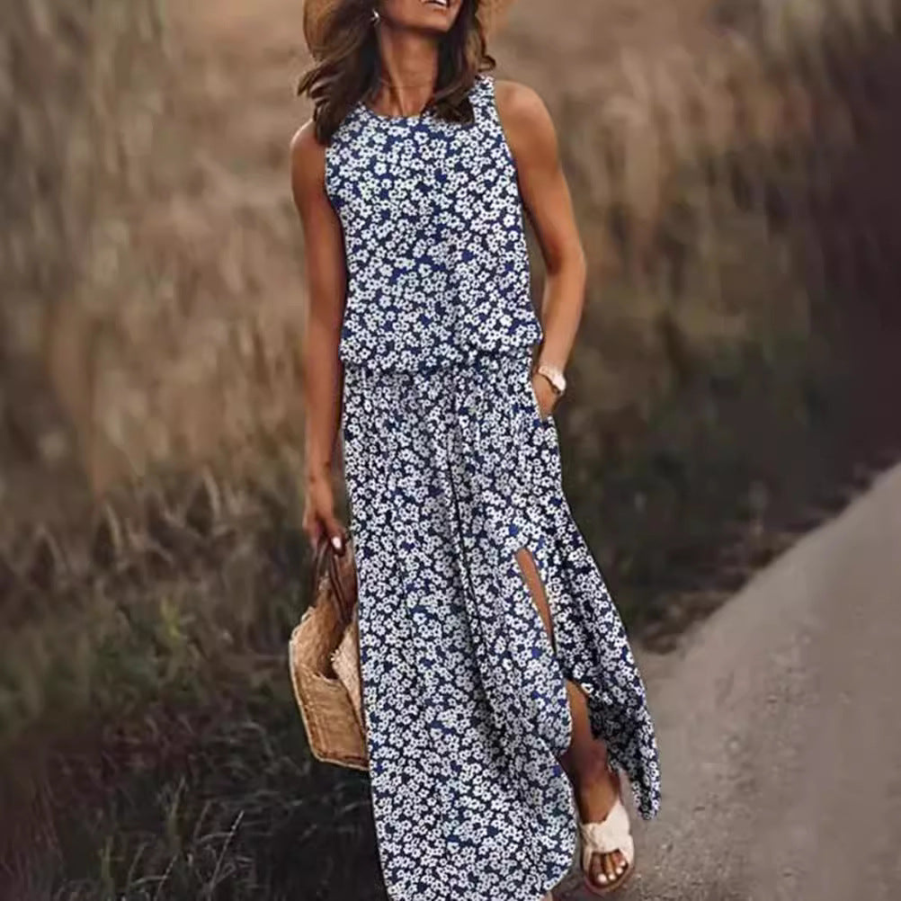 Women's Maxi Dress – Sleeveless – Floral Pattern – Relaxed Fit – Breathable Fabric – With Slit and Pockets