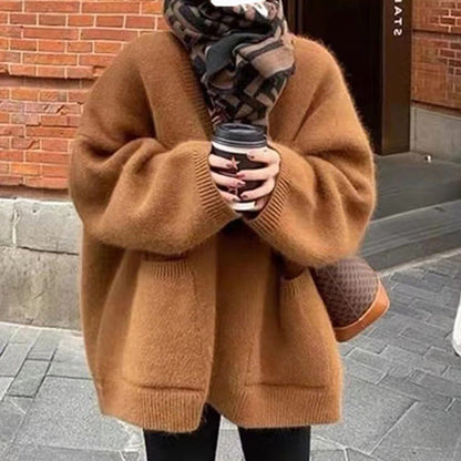 Women's Cardigan – Oversized Fit – Soft Fluffy Texture – Deep V-Neck – With Pockets