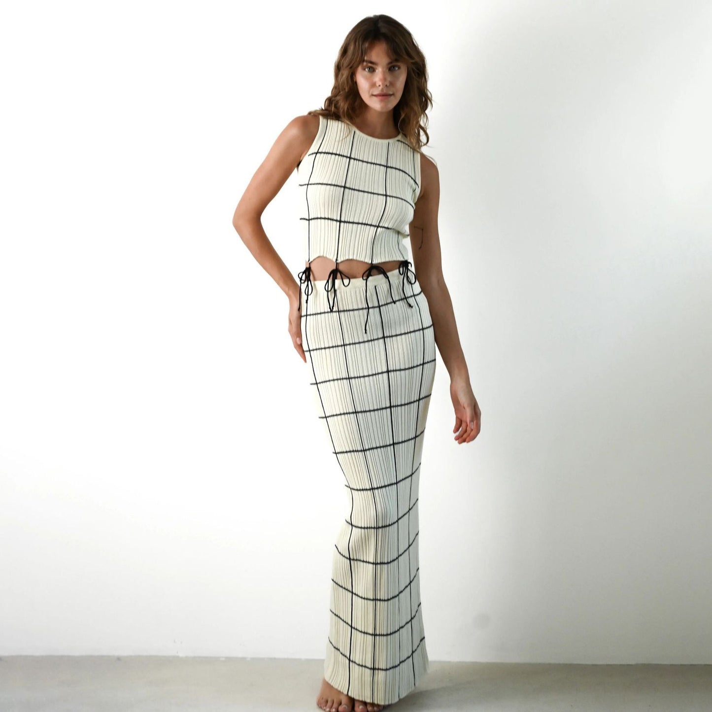 Women's Set – Ribbed Knit Top and Long Skirt – Slim Fit – Waistband