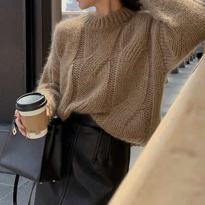 Women's Knit Sweater – Oversized Fit – Wool Texture – Cable Knit – Long Sleeves
