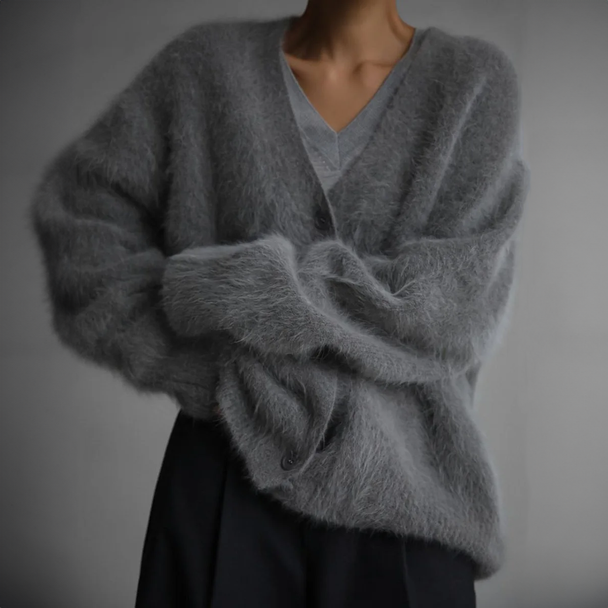 Dame Cardigan - Blød Mohair - Oversized Pasform - Lange Ærmer - Knaplukning