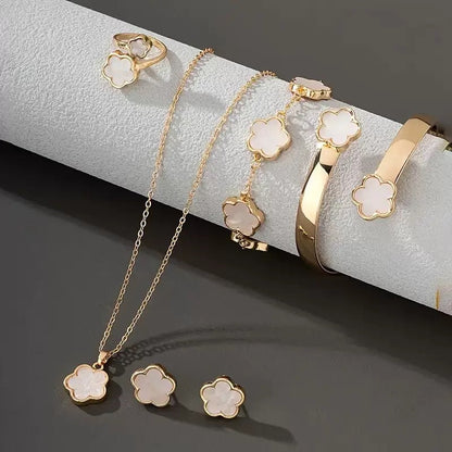 Sienna 3-Piece Jewelry Set | Necklace, Earrings & Bracelet with Flower Charms