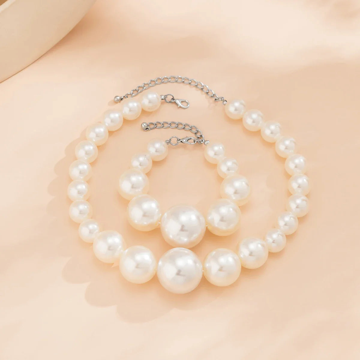 Sophia Graduated Pearl Jewelry Set | Beaded Three-Piece Set