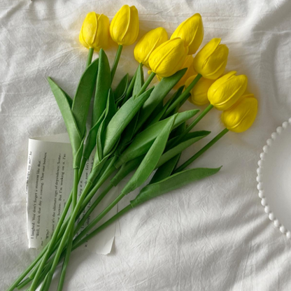 Artificial Flower Bouquet With Realistic Leaf Detailing