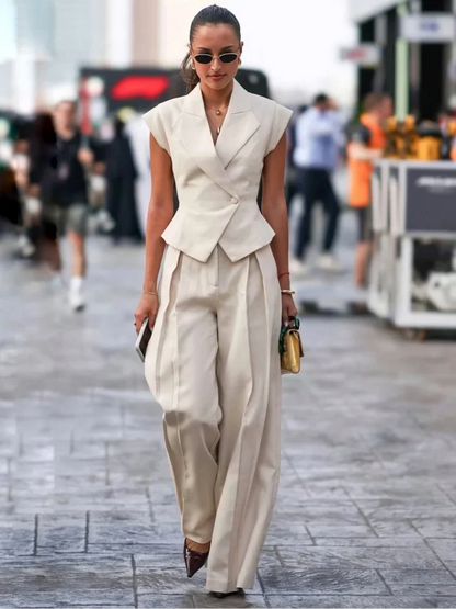 Women's Jumpsuit – Sleeveless V-Neck – High Waist – Wide Legs – Luxurious Fabric