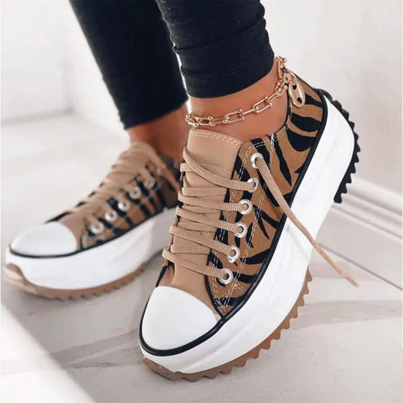 Victoria Platform Sneakers | Lace-Up Platform Lug Sole Sneakers