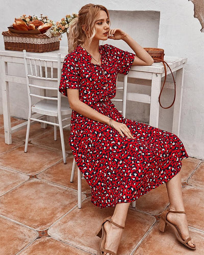 Anaïs - Elegant kjole med leopardprint