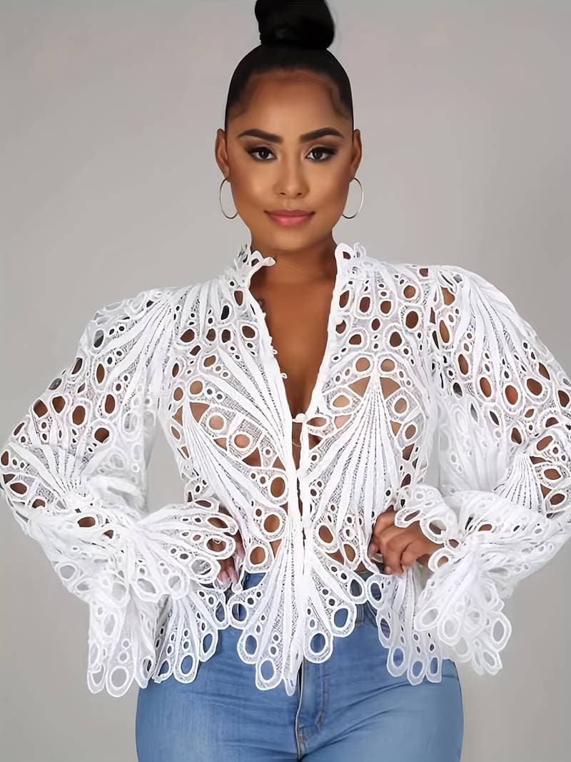 Nina - La blouse transparente moderne