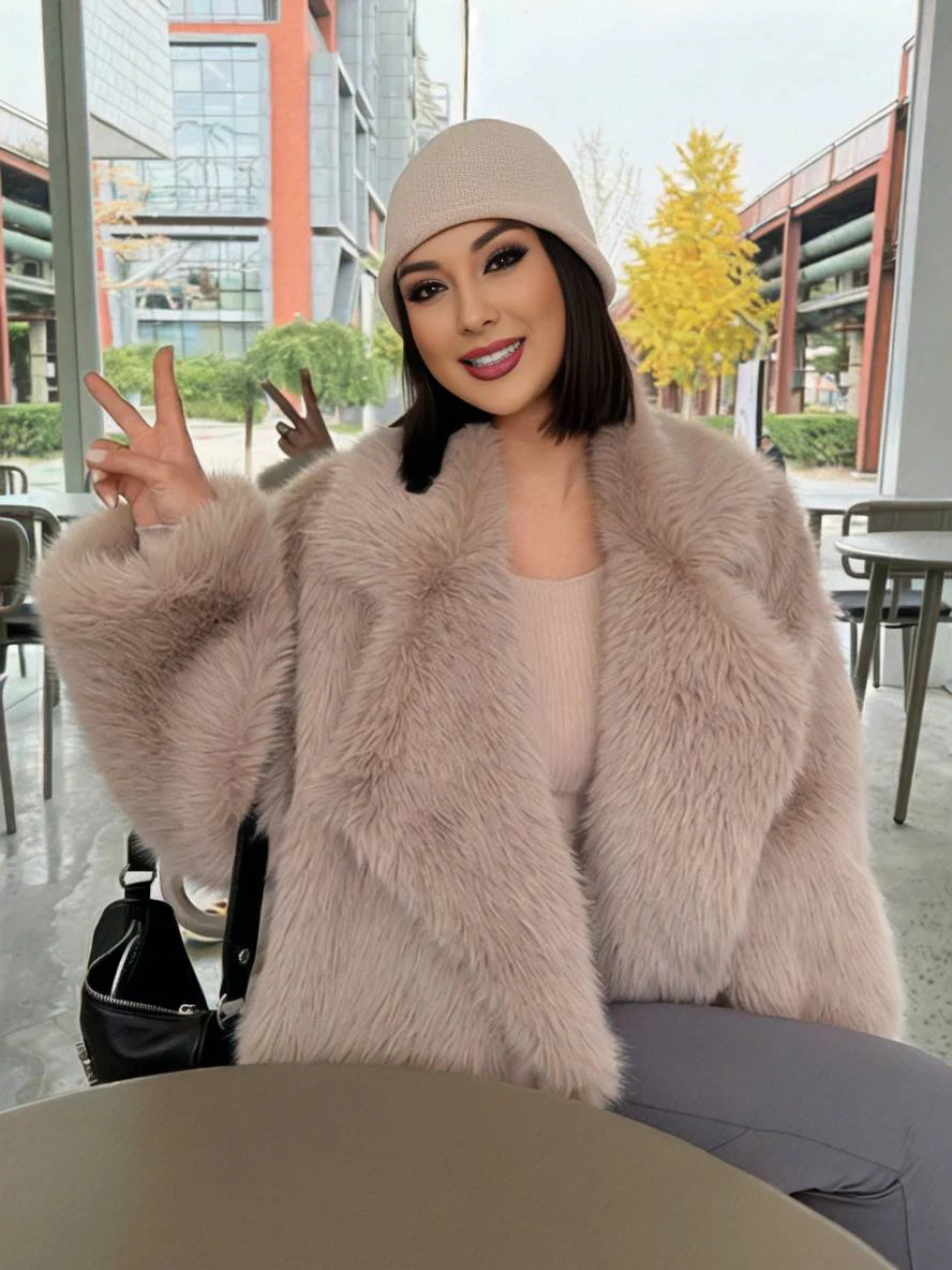 Women’s Coat - Faux Fur - Notched Lapel Collar - Belted Waist - Mid-Thigh Length