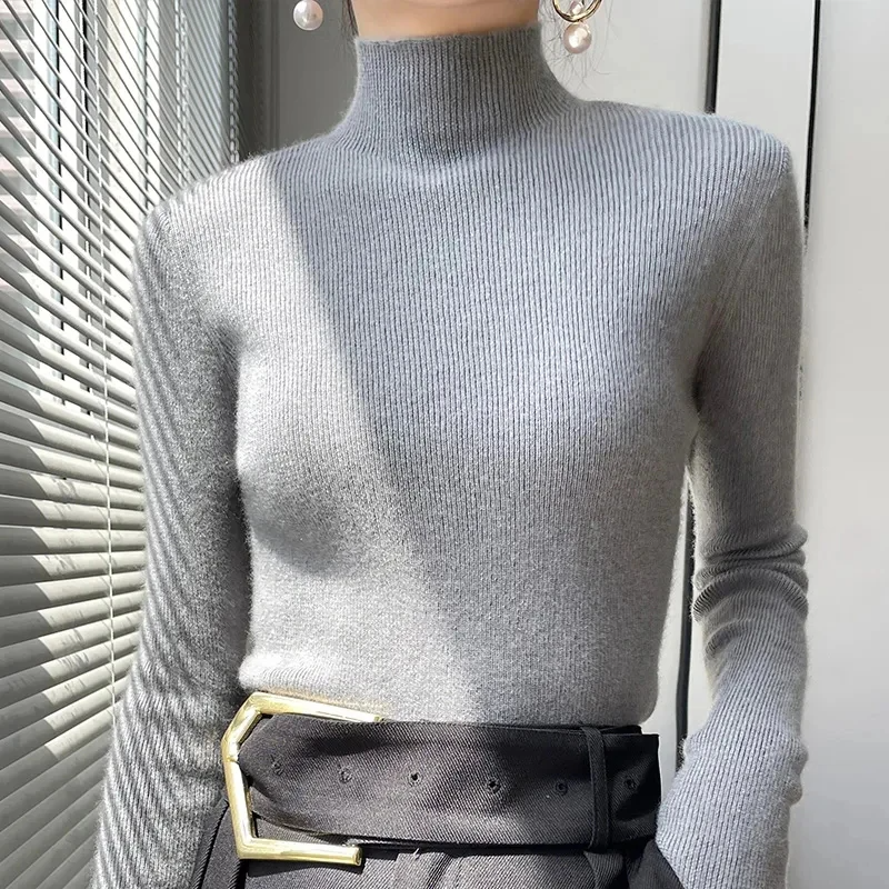 Women's Pullover Sweater – Slim Fit – Wool Blend Knit – Turtleneck – Ribbed Edges