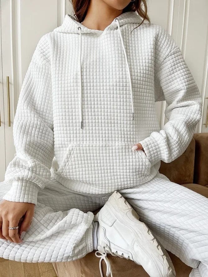 Women's Hoodie – Quilted Design – Relaxed Fit – Kangaroo Pocket – Ribbed Edges