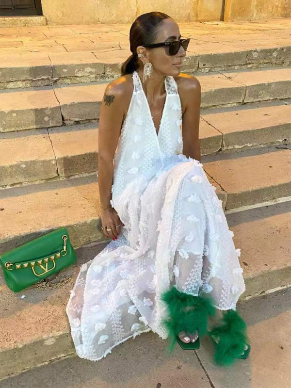 Women's Maxi Dress - Halterneck - Deep V-neck - Floral Appliqués - Light and Airy